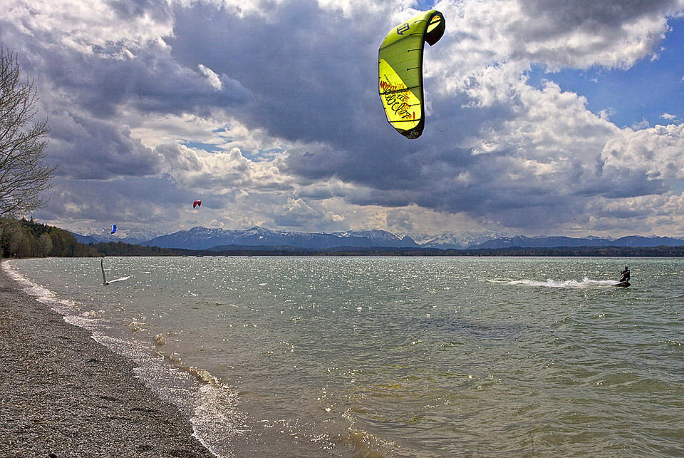 Kitesurfen am Starnberger See